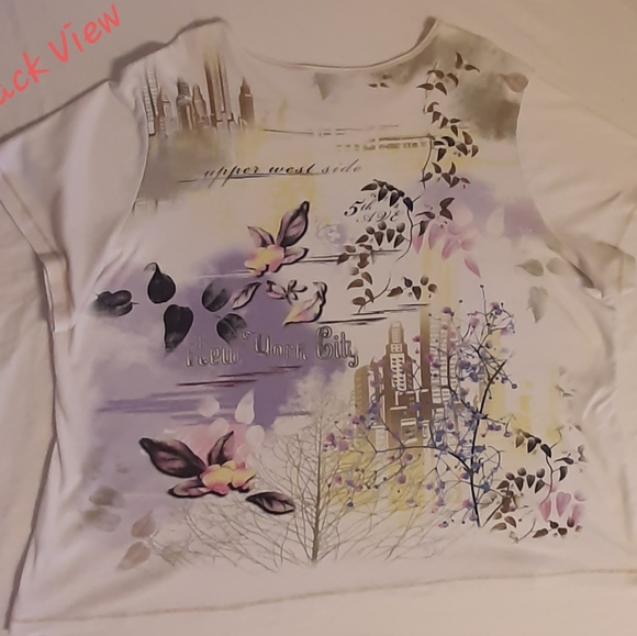 Essentials Brand Womens Plus Size "New York" Shirt - Picture 2 of 3